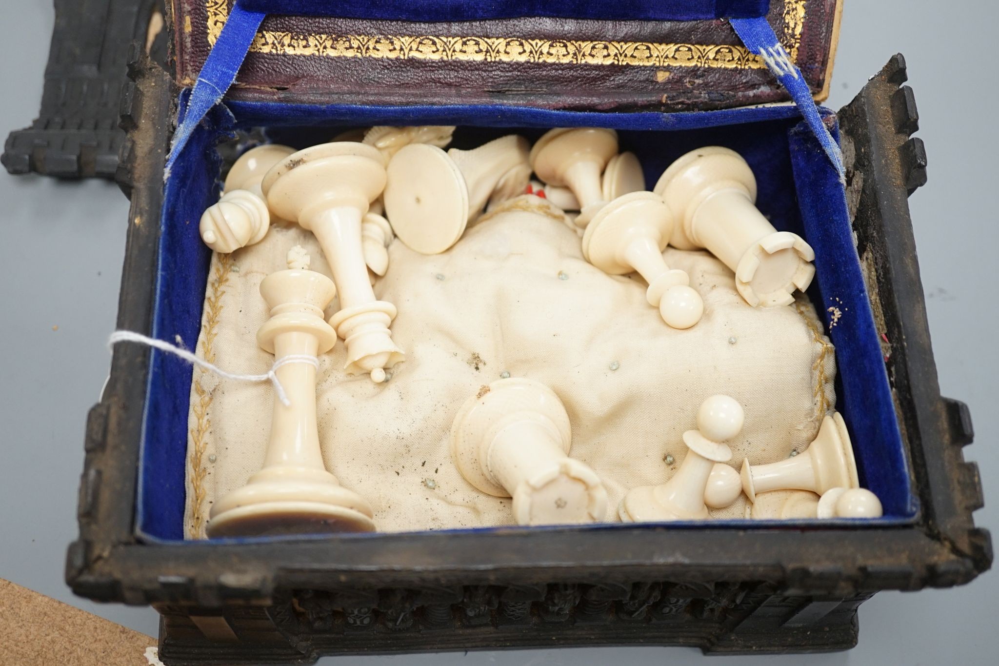 A Jaques Pierre Carton containing a Jaques stained ivory chess set. King 9cm